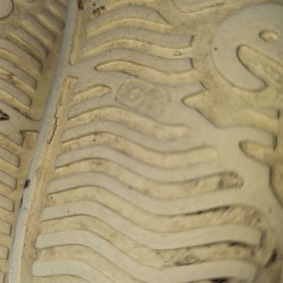 Native Shoes - Picture 5 of 7